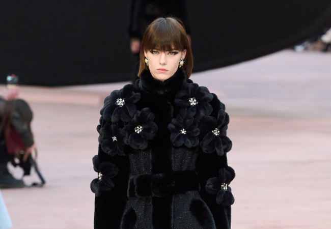 Chanel FW '25: Μετάβαση στη νέα εποχή του Matthieu Blazy