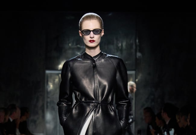 Tom Ford FW '25: Σαγήνη μέσα από μια σύγχρονη και sophisticated οπτική