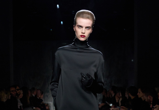 Tom Ford FW '25: Σαγήνη μέσα από μια σύγχρονη και sophisticated οπτική